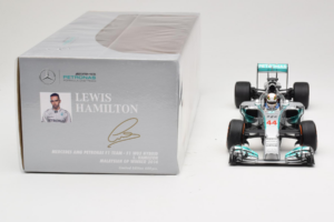 Mercedes W05 #44 L. Hamilton Mercedes AMG Petronas Malaysian Grand Prix Winner 2014 Minichamps 1:18 110140144 Metall — Bild 6 von 7