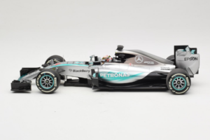 Mercedes W06 #44 L. Hamilton F1 World Champion 2015 Dealer Edition Minichamps 1:18 B66960539 Metall — Bild 3 von 7