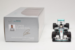 Mercedes W06 #44 L. Hamilton Mercedes AMG Petronas Japanese Grand Prix Winner 2015 Minichamps 1:18 110150344 Metall — Bild 6 von 7