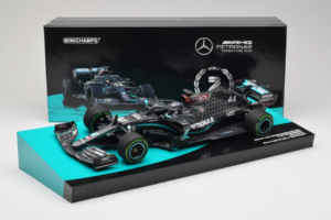 Mercedes W11 #44 L. Hamilton Mercedes AMG Petronas Turkish Grand Prix Winner World Champion 2020 Minichamps 1:18 113201444 Re — Bild 7 von 7