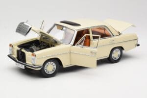 Mercedes W115 Strich 8 Creme Sun Star 1:18 4581 Metall — Bild 2 von 8