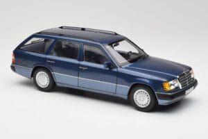 Mercedes 300D W124 T-Modell Nautical Blau Norev 1:18 183962 Metall — Bild 6 von 8