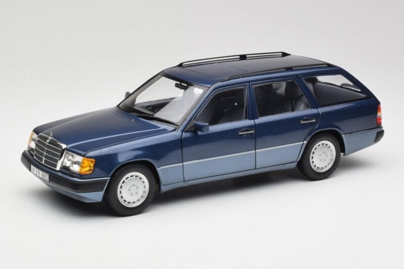 Mercedes 300D W124 T-Modell Nautical Blau Norev 1:18 183962 Metall