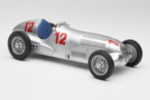 Mercedes W125 #12 R. Caracciola Grand Prix 1937 CMC 1:18 M-052 Metall — Bild 4 von 6