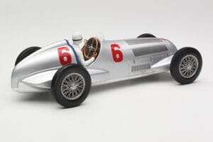 Mercedes W125 #6 Daimler-Benz AG R. Caracciola 2nd Place Eifel Race Nürburgring 1937 Minichamps 1:18 155373106 Metall — Bild 2 von 6