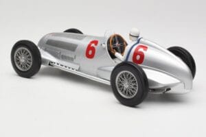 Mercedes W125 #6 Daimler-Benz AG R. Caracciola 2nd Place Eifel Race Nürburgring 1937 Minichamps 1:18 155373106 Metall — Bild 5 von 6