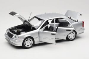 Mercedes C36 AMG W202 Silver Metallic Norev 1:18 183380 Metall — Bild 2 von 8
