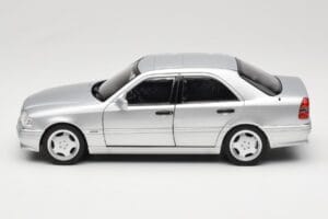 Mercedes C36 AMG W202 Silver Metallic Norev 1:18 183380 Metall — Bild 4 von 8