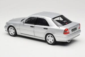 Mercedes C36 AMG W202 Silver Metallic Norev 1:18 183380 Metall — Bild 7 von 8