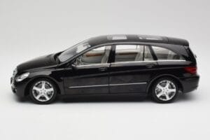 Mercedes R-Class W251 Obsidian Schwarz Minichamps 1:18 150034601 Metall — Bild 4 von 8