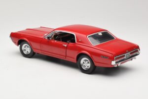 Mercury Cougar XR-7 Rot Sun Star 1:18 1541 Metall — Bild 7 von 8
