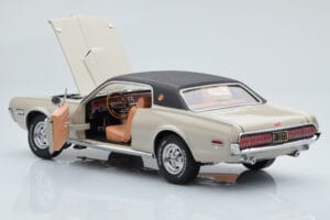 Mercury Cougar XR7-G Fawn Sun Star 1:18 1572 Metall — Bild 5 von 8