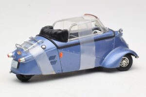 Messerschmitt KR200 Blau Revell 1:18 08944 Metall — Bild 2 von 6