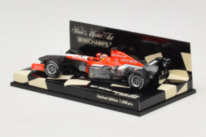 MF1 M16 #18 T. Monteiro MF1 Racing Showcar 2006 Minichamps 1:43 400060088 Metall — Bild 3 von 5