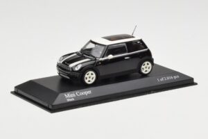 MINI Cooper R50 Schwarz Minichamps 1:43 431138101 Metall — Bild 3 von 5