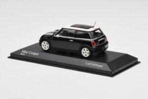 MINI Cooper R50 Schwarz Minichamps 1:43 431138101 Metall — Bild 4 von 5