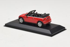 Mini Cooper R52 Cabriolet Rot Minichamps 1:43 431138230 Metall — Bild 3 von 4