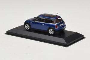 Mini Cooper Blau Minichamps 1:43 MINI009 Metall — Bild 3 von 5