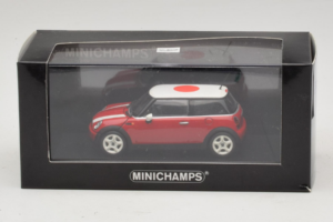 Mini Cooper Rot Mit Japan-Flagge Minichamps 1:43 80420309024-R1 Metall — Bild 5 von 5