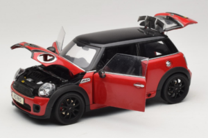 Mini Cooper John Cooper Works R56 Rot & Schwarz Kyosho 1:18 80430419909 Metall — Bild 2 von 8