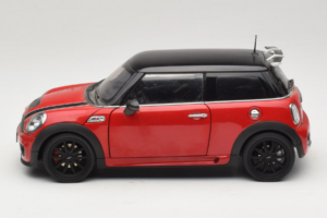 Mini Cooper John Cooper Works R56 Rot & Schwarz Kyosho 1:18 80430419909 Metall — Bild 4 von 8