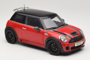 Mini Cooper John Cooper Works R56 Rot & Schwarz Kyosho 1:18 80430419909 Metall — Bild 6 von 8