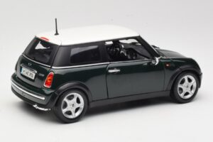 Mini Cooper Mk7 Grün Maisto 1:18 7271336 Metall — Bild 3 von 8