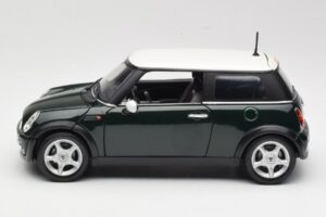 Mini Cooper Mk7 Grün Maisto 1:18 7271336 Metall — Bild 4 von 8