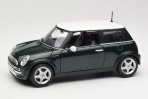 Mini Cooper Mk7 Grün Maisto 1:18 7271336 Metall
