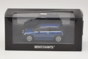 Mini Cooper One R50 Aero Blau Minichamps 1:43 431138270 Metall — Bild 4 von 4