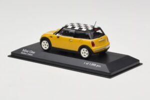 MINI One R50 Gelb Minichamps 1:43 431138104 Metall — Bild 3 von 5