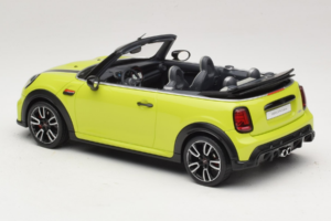 Mini JCW Cabrio F57 Zesty Yellow C5H Otto 1:18 OT1303 Resin — Bild 5 von 6