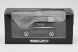 Mini One R50 Schwarz Mit Schwarzem Dach Minichamps 1:43 MINI005 Metall — Bild 4 von 5