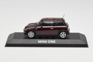 Mini One R50 Dunkelrot Mit Schwarzem Dach Minichamps 1:43 MINI008 Metall