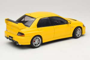 Mitsubishi Lancer Evolution IX GSR Gelb AUTOart 1:18 77192 Metall — Bild 3 von 8
