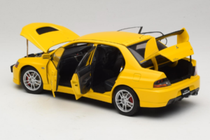 Mitsubishi Lancer Evolution IX GSR Gelb AUTOart 1:18 77192 Metall — Bild 5 von 8