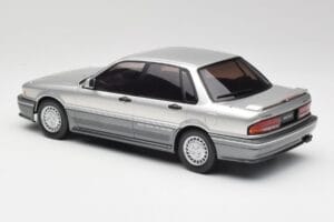 Mitsubishi Galant VR-4 Silber IXO 1:18 18CMC191 Metall — Bild 5 von 6