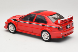 Mitsubishi Lancer Evo VI Tommi Makinen Edition Rot AUTOart 1:18 77156 Metall — Bild 7 von 8