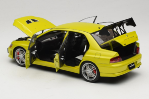 Mitsubishi Lancer Evo VII Mustard Yellow AUTOart 1:18 77166 Metall — Bild 7 von 8
