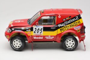 Mitsubishi Pajero Rallye Raid #205 Paris-Dakar Rally 2001 Solido 1:18 9022 Metall — Bild 4 von 8