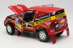 Mitsubishi Pajero Rallye Raid #205 Paris-Dakar Rally 2001 Solido 1:18 9022 Metall — Bild 5 von 8