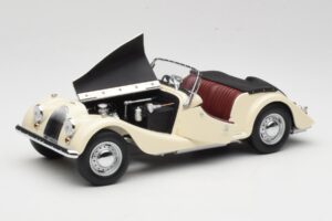 Morgan 4/4 Series II Weiß Kyosho 1:18 08111W Metall — Bild 2 von 8