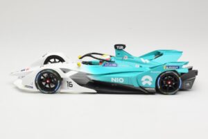 NIO 004 Team NIO #16 O. Turvey Formula E Season 5 2019 Minichamps 1:18 114180016 Metall — Bild 3 von 6