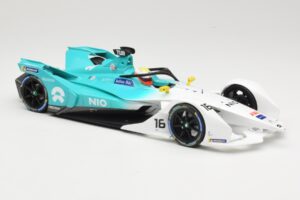 NIO 004 Team NIO #16 O. Turvey Formula E Season 5 2019 Minichamps 1:18 114180016 Metall — Bild 4 von 6