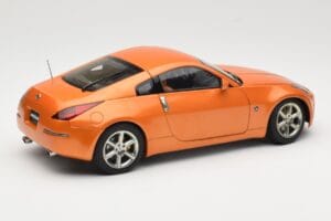 Nissan 350Z Z33 Sunset Orange AUTOart 1:18 77312 Metall — Bild 3 von 8