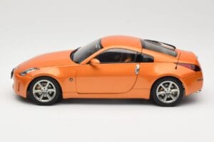 Nissan 350Z Z33 Sunset Orange AUTOart 1:18 77312 Metall — Bild 4 von 8