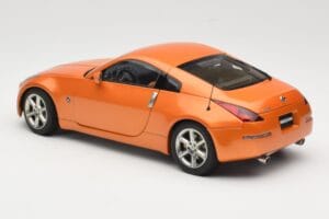 Nissan 350Z Z33 Sunset Orange AUTOart 1:18 77312 Metall — Bild 7 von 8