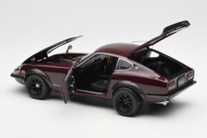Nissan Fairlady 240ZG Braun Kyosho 1:18 08217M Metall — Bild 5 von 8