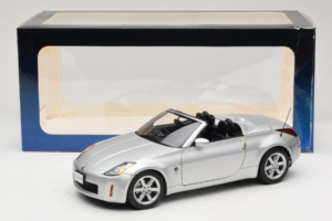 Nissan Fairlady Z Z33 Roadster Diamond Silver AUTOart 1:18 77376 Metall — Bild 8 von 8