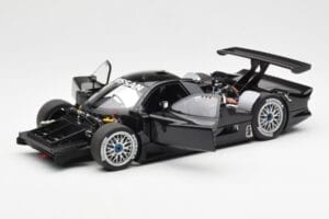 Nissan R390 GT1 #0 24 Hours of Le Mans 1998 AUTOart 1:18 89878 Metall — Bild 2 von 8